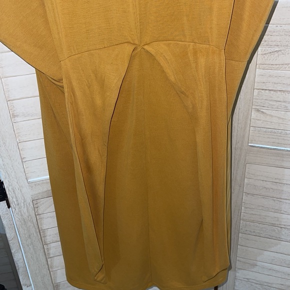 Mustard yellow dress! - Picture 3 of 4